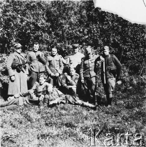 Lato 1944, brak miejsca.
Grupa żołnierzy oddziałów porucznika Jana Borysewicza ps. 