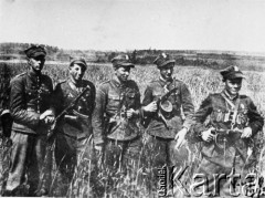 1944, brak miejsca.
Dowódcy czterech drużyn I plutonu (ppor. Witolda Ginela ps. 