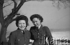 1944-1946, Faldingworth, Wielka Brytania. 
Ochotniczki WAAF (Pomocniczej Lotniczej Służby Kobiet).
Fot. Zenon Brejwo, zbiory Ośrodka KARTA