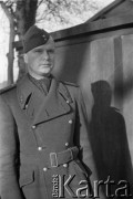 1943, Ingham, Wielka Brytania. 
Por. Kornel Wiszniewski, dowódca Sekcji Medycznej 300 Dywizjonu.
Fot. Zenon Brejwo, zbiory Ośrodka KARTA