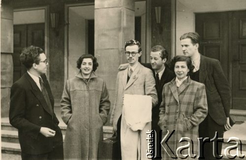 Marzec 1950, Saarbrücken, RFN.
Jan Kułakowski (3. z lewej) z przyjaciółmi z Ruchu Młodzieży Katolickiej. 
Fot. NN, kolekcja Jana i Zofii Kułakowskich, zbiory Ośrodka KARTA