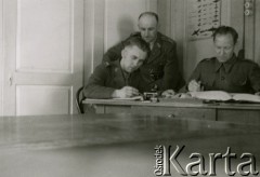 1940-1942, Pfäffikon, Szwajcaria.
Żołnierze 6. Kresowego Pułku Strzelców Pieszych.
Fot. NN, zbiory Ośrodka KARTA, album przekazała Wanda Klenczon