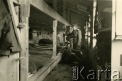 1940-1942, Pfäffikon, Szwajcaria.
Żołnierze 6. Kresowego Pułku Strzelców Pieszych w obozie wojskowym.
Fot. NN, zbiory Ośrodka KARTA, album przekazała Wanda Klenczon
