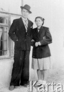 1955, Kazachstan, ZSRR.
Jan Jurkanis (na przepustce z obozu) z żoną Anną.
Fot. NN, zbiory Ośrodka KARTA, udostępnili Anna i Jan Jurkanisowie.