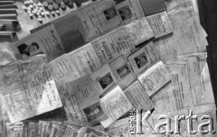 Styczeń 1954, Opole, Polska.
Dokumenty oskarżonych w procesie o paserstwo.
Fot. Kazimierz Seko, zbiory Ośrodka KARTA
 
