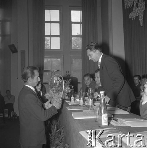 lata 60-te, brak miejsca, Polska.
III Zjazdu Związku Młodzieży Wiejskiej,
Fot. Kazimierz Seko, zbiory Ośrodka KARTA
