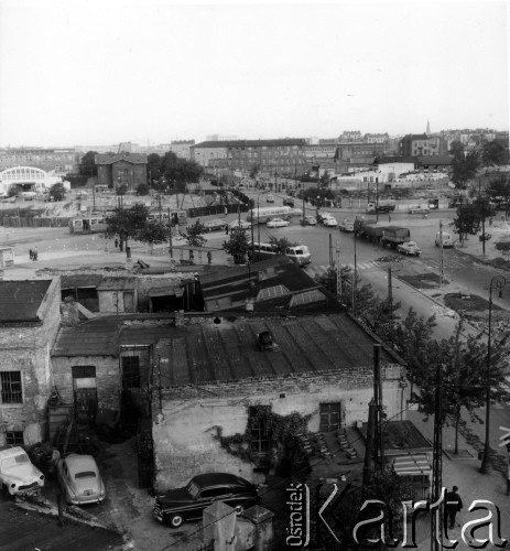 Wrzesień 1962, Warszawa, Polska.
Budynki przy Placu Zawiszy.
Fot. Jarosław Tarań, zbiory Ośrodka KARTA [62-36]