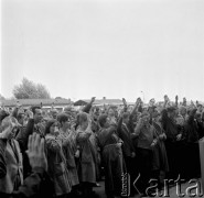 3.09.1965, Warszawa, Polska.
Wiec protestacyjny z okazji 26-tej rocznicy wybuchu II wojny światowej.
Fot. Jarosław Tarań, zbiory Ośrodka KARTA [65-106]
 
