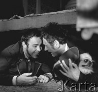 18.08.1967, Warszawa, Polska.
Roman Wilhelmi i Bronisław Pawlik na planie filmu 