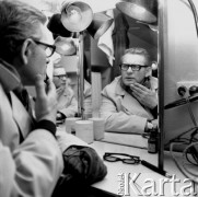 13.12 1969, Warszawa, Polska.
Aktor Tadeusz Łomnicki, portret.
Fot. Jarosław Tarań, zbiory Ośrodka KARTA [69-27]
 

