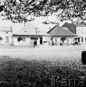 16.10.1969, Stary Sącz, Polska
Domy przy Rynku.
Fot. Jarosław Tarań, zbiory Ośrodka KARTA [69-351]
 
