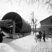 23.01.1970, Włoszczowa k/Kielc, Polska
 Transport elementów do budowy Zakładów Azotowych we Włocławku.
 Fot. Jarosław Tarań, zbiory Ośrodka KARTA [70-106]
   
