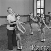 22.10.1972, Warszawa, Polska.
 Państwowa Szkoła Baletowa.
 Fot. Jarosław Tarań, zbiory Ośrodka KARTA [72-76]
   

