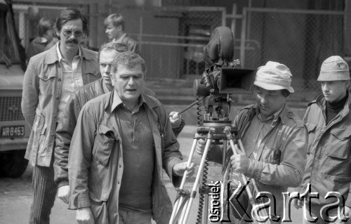 Sierpień 1979, Warszawa, Polska.
Reżyser Janusz Morgenstern (obok kamery z lewej) podczas realizacji filmu telewizyjnego pt. 