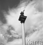 29.08.1968, Warszawa, Polska.
Kolumna Zygmunta na Placu Zamkowym.
Fot. Jarosław Tarań, zbiory Ośrodka KARTA