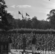 23.08.1964, Warszawa, Polska.
Niedziela rumuńska na Bielanach
Fot. Jarosław Tarań, zbiory Ośrodka KARTA [64-123]

