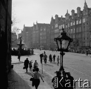 1968, Gdańsk, Polska.
Długi Targ, w głębi pomnik Neptuna.
Fot. Jerzy Mąkowski, zbiory Fundacji Ośrodka KARTA