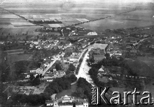 1914-1918, prawdopodobnie Poznań i okolice.
Panorama miasteczka. Niemiecka fotografia lotnicza.
Fot. NN, zbiory Ośrodka KARTA, album Seweryna Sacewicza, udostępnił Marek Sacewicz
