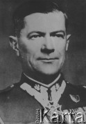 Przed 1939, Polska.
Generał brygady Mikołaj Bołtuć, w czasie kampanii wrześniowej dowódca Grupy Operacyjnej 