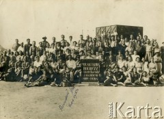 22.04.1943, Karachi, Indie.
Słuchacze Kursu Rolniczego zorganizowanego w obozie dla polskich uchodźców.
Fot. NN, zbiory Ośrodka KARTA
