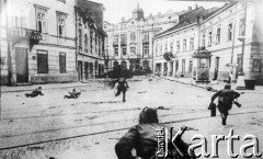 1944, Lwów, Ukraina, ZSRR.
Walki o wyzwolenie miasta.
Fot. NN, zbiory Ośrodka KARTA