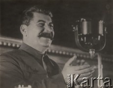 Lata 30., ZSRR.
Marszałek Józef Stalin podczas przemówienia.
Fot. NN, zbiory Ośrodka KARTA

