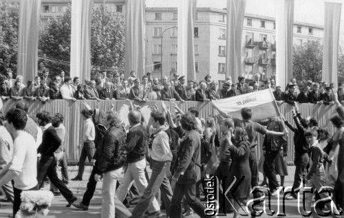 1.05.1983, Wrocław, Polska.
Stan wojenny - niezależny pochód pierwszomajowy, zorganizowany przez podziemne struktury 