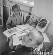 1969, Ułan Bator, Mongolia.
Dzieci w przedszkolu.
Fot. Bogdan Łopieński, zbiory Ośrodka KARTA