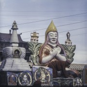 1969, prawdopodobnie Ułan Bator, Mongolia.
Posąg buddy.
Fot. Bogdan Łopieński, zbiory Ośrodka KARTA