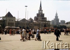 Lipiec 1989, Moskwa, ZSRR.
Plac przed Dworcem Kazańskim.
Fot. Dominik Księski, zbiory Ośrodka KARTA
