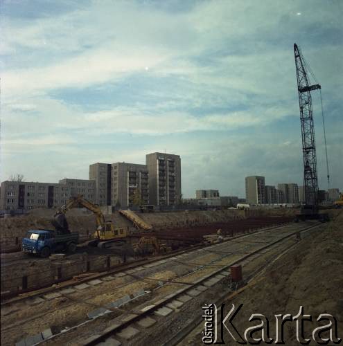 6.10.1983, Warszawa, Polska.
Budowa I linii metra na odcinku wzdłuż al. Komisji Edukacji Narodowej.
Fot. Edward Grochowicz, zbiory Ośrodka KARTA