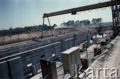 Maj 1986, Warszawa, Polska.
Budowa tunelu I linii metra w Warszawie.
Fot. Edward Grochowicz, zbiory Ośrodka KARTA