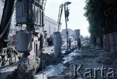 12.07.1987, Warszawa, Polska.
Budowa I linii metra wzdłuż al. Niepodległości.
Fot. Edward Grochowicz, zbiory Ośrodka KARTA