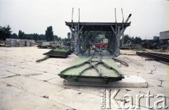 12.07.1987, Warszawa, Polska.
Budowa I linii metra, prawdopodobnie przy stacji Politechnika.
Fot. Edward Grochowicz, zbiory Ośrodka KARTA
