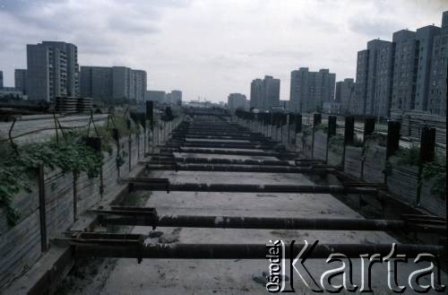 Sierpień 1988, Warszawa, Polska.
Budowa tunelu I linii metra wzdłuż al. Komisji Edukacji Narodowej.
Fot. Edward Grochowicz, zbiory Ośrodka KARTA