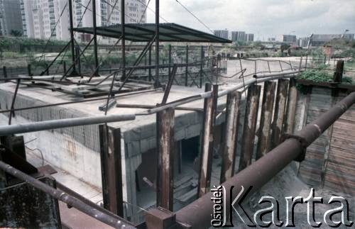 Sierpień 1988, Warszawa, Polska.
Budowa tunelu I linii metra wzdłuż al. Komisji Edukacji Narodowej.
Fot. Edward Grochowicz, zbiory Ośrodka KARTA