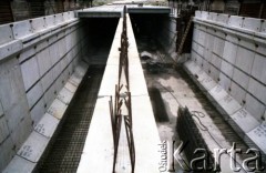 Sierpień 1988, Warszawa, Polska.
Budowa tunelu I linii metra.
Fot. Edward Grochowicz, zbiory Ośrodka KARTA
