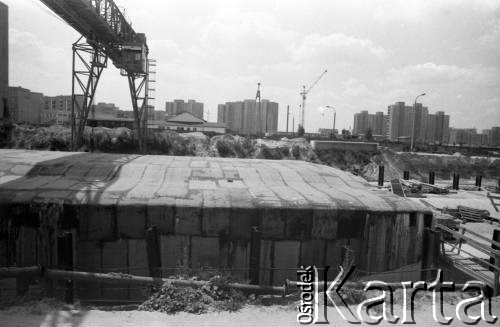 1988, Warszawa, Polska.
Budowa I linii metra wzdłuż al. Komisji Edukacji Narodowej.
Fot. Edward Grochowicz, zbiory Ośrodka KARTA