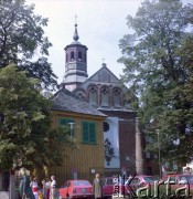 1979, Piaseczno, Polska.
Kościół pw. Św. Anny.
Fot. Edward Grochowicz, zbiory Ośrodka KARTA