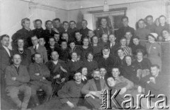 Jesień 1939, Wilno, Litwa.
Szpital na Antokolu, polscy żołnierze ranni podczas kampanii wrześniowej - na odwrocie fotografii nazwiska: 