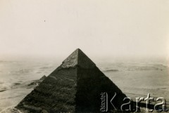 1944, Egipt.
Piramida.
Fot. NN, zbiory Ośrodka KARTA, Pogotowie Archiwalne [PAF_042], przekazał Zbigniew Jackowski