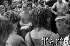 03-06.08.1988, Jarocin, Polska.
Festiwal Muzyki Rockowej Jarocin '88, Rynek w Jarocinie.
Fot. Artur Polit, zbiory Fundacji Ośrodka KARTA