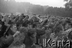 03-06.08.1988, Jarocin, Polska.
Festiwal Muzyki Rockowej Jarocin '88.
Fot. Artur Polit, zbiory Fundacji Ośrodka KARTA