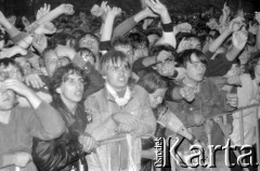 03-06.08.1988, Jarocin, Polska.
Festiwal Muzyki Rockowej Jarocin '88.
Fot. Artur Polit, zbiory Fundacji Ośrodka KARTA