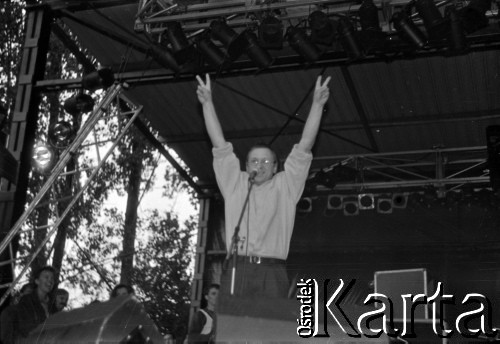 03-06.08.1988, Jarocin, Polska.
Festiwal Muzyki Rockowej Jarocin '88, n/z Jerzy Owsiak.
Fot. Artur Polit, zbiory Fundacji Ośrodka KARTA