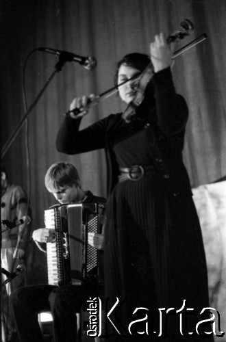 18-20.11.1988, Warszawa, Polska.
Ogólnopolski Przegląd Piosenki Autorskiej OPPA, klub studencki Uniwersytetu Warszawskiego Hybrydy.
Fot. Artur Polit, zbiory Fundacji Ośrodka KARTA