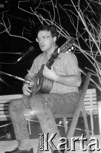 18-20.11.1988, Warszawa, Polska.
Ogólnopolski Przegląd Piosenki Autorskiej OPPA, klub studencki Uniwersytetu Warszawskiego Hybrydy.
Fot. Artur Polit, zbiory Fundacji Ośrodka KARTA