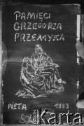 1980-1982, Warszawa, Polska.
Amatorska próba wykonania diapozytywu do druku ulotek pamięci Grzegorza Przemyka, wykonana przez Wojciecha Stanisławskiego.
Fot. Artur Polit, zbiory Fundacji Ośrodka KARTA