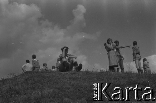 07.1983, Stańczyki, Polska.
254 Warszawska Drużyna Harcerska „Matecznik” im. Janka Bytnara „Rudego”, hufiec Warszawa Żoliborz.
Fot. Artur Polit, zbiory Fundacji Ośrodka KARTA