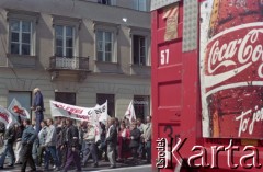 09.05.1995, Warszawa, Polska.
Demonstracja robotników Zakładów Mechanicznych Ursus na Nowym Świecie.
Fot. Artur Polit, zbiory Fundacji Ośrodka KARTA